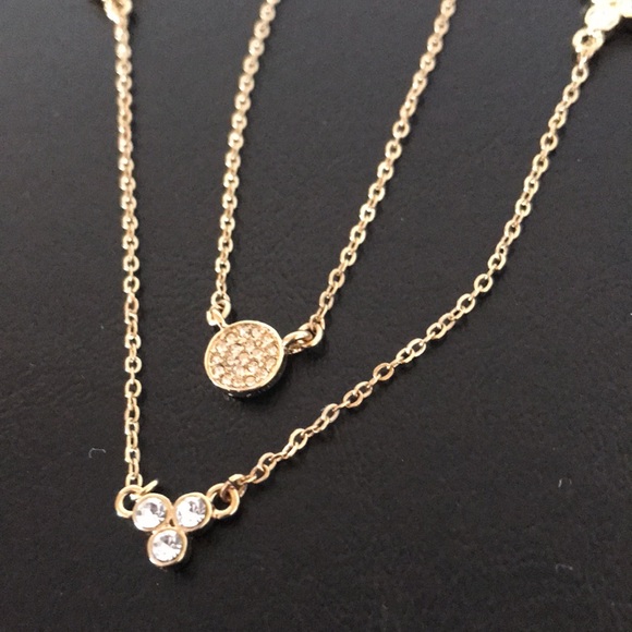 Chloe+Isabel Gold Circle Convertible Layering Necklace - Picture 3 of 5